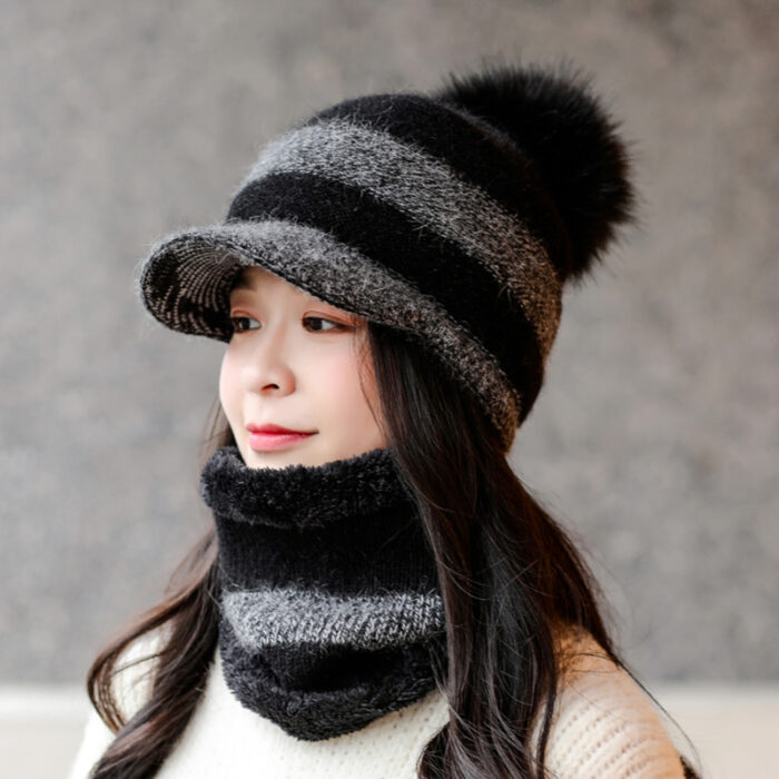 Winter Warm Ladies Fleece Duck Tongue - Image 2